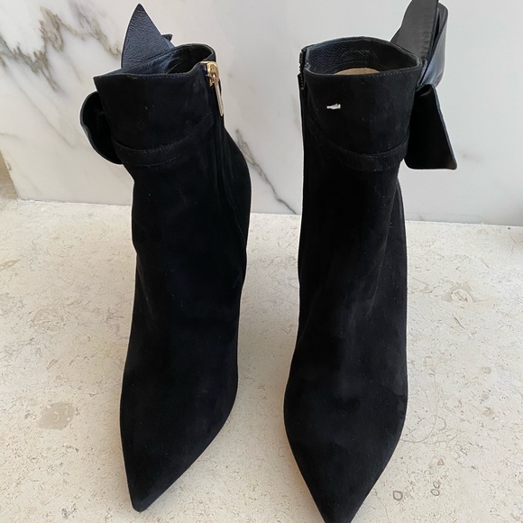 Jimmy Choo-Kassidy Suede Booties/Leather Bow - Picture 4 of 7